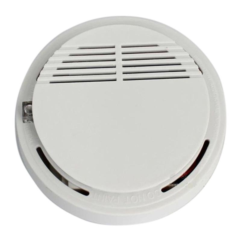 SS-168 First Alert Battery-Operated Fire Smoke Alarm DetectorWhite