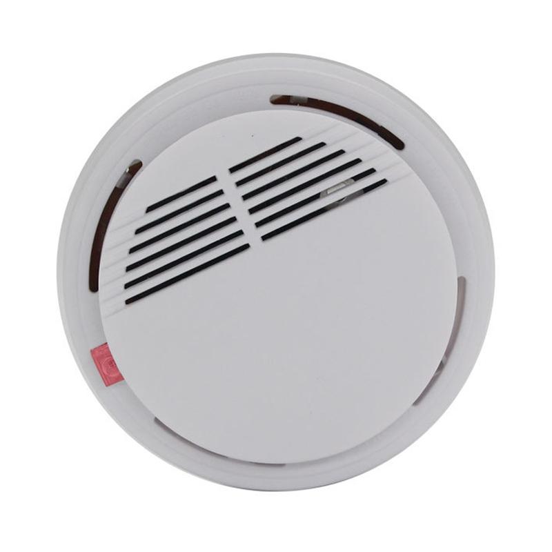 SS-168 First Alert Battery-Operated Fire Smoke Alarm DetectorWhite